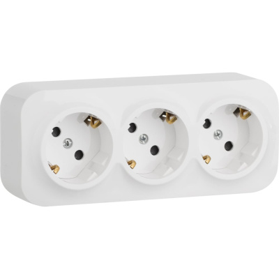 Тройная розетка Legrand Quteo 782238
