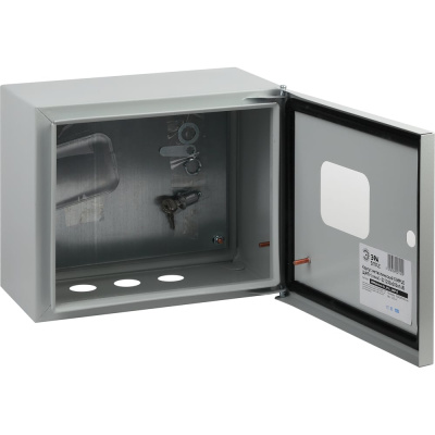 Щит с монтажной панелью ЭРА SIMPLE ЩМПг (окно)-02 IP54 (250х300х175)