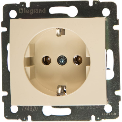 1-местная розетка Legrand Valena Слоновая кость DIY с заземлением