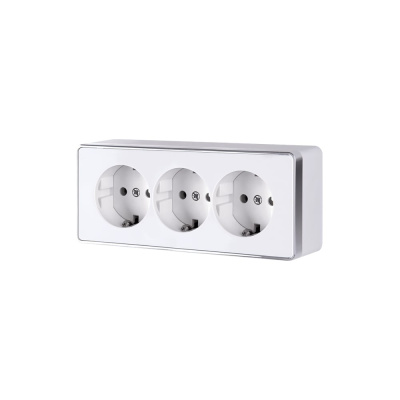 Тройная розетка WERKEL WL15-02-05 a041179