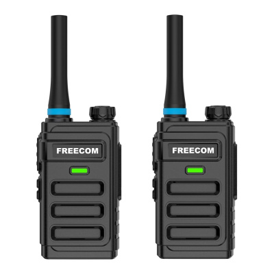 Рация Freecom CP-150 - это компактное и функциональное устройство