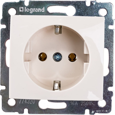 Розетка Legrand с заземлением Legrand Valena без шторок 16А 250В винтовые зажимы слоновая кость