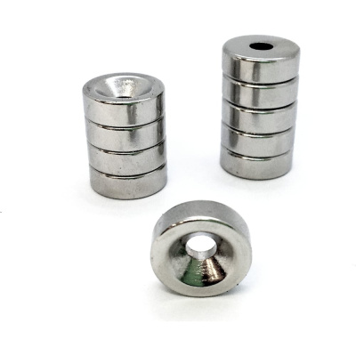 Неодимовый магнит-диск Проф-Магнит NdFeB D15x4,5/10x5 зенк 10