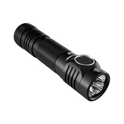 Nitecore E4K считается самым ярким представителем в серии "Е" (Explorer)