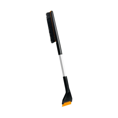Щетка для снега Fiskars Plus 76см, со скребком