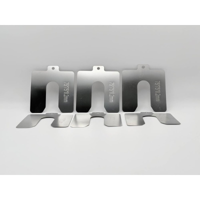 Пластина центровочная SAPCO Shims 75-200. Размер 75*75 мм, Толщина 2,00 мм, комплект 10 шт.